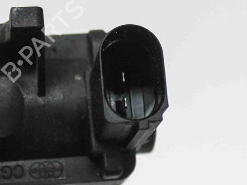 Used Electronic sensor Electronic sensor AUDI A4 B8 Avant (8K5) 2.0 TDI (120 hp) 14684120 14684120