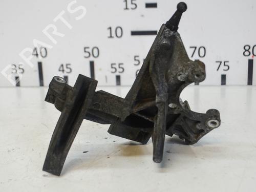 Used Support FORD KUGA II (DM2) 1.5 TDCi (120 hp) 14672382