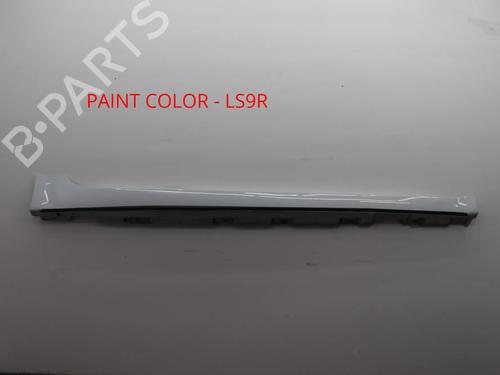 Used Right sideskirt Right sideskirt 39523414 39523414