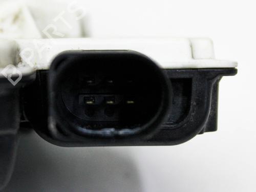 Front right lock VW SCIROCCO III (137, 138) 2.0 TDI | BP17020385C97 