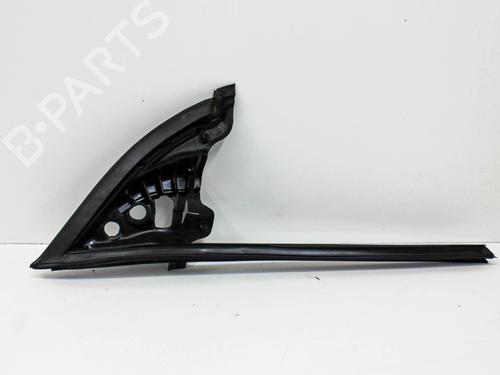 Used Rubber door seal VW SCIROCCO III (137, 138) 2.0 TDI (140 hp) 17020386