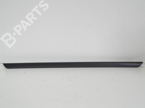 Panneau de porte avant gauche VW GOLF V Variant (1K5) 1.9 TDI (105 hp) 10300275