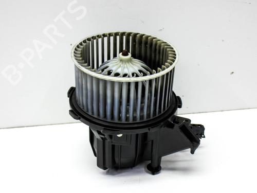 Used Heater blower motor AUDI Q5 (8RB) 2.0 TFSI quattro (211 hp) 25880830