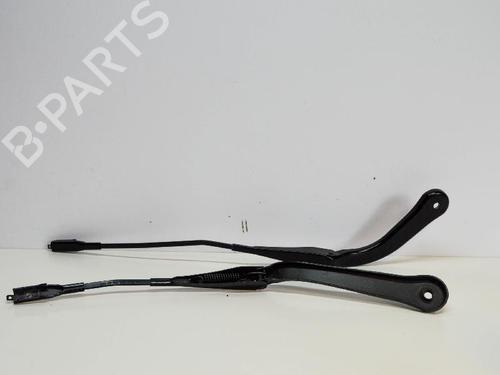Used Front windshield wiper arm BMW 3 (E90) 320 d (184 hp) 14692548