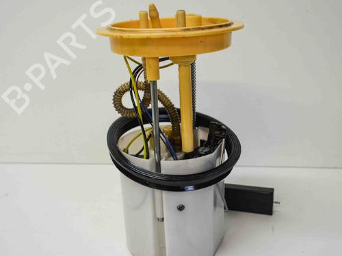 Used Fuel pump VW GOLF PLUS V (5M1, 521) 1.6 TDI (105 hp) 8339744