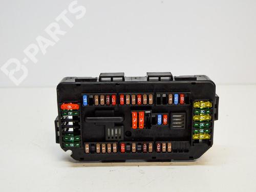 Used Fuse box BMW 3 Touring (F31) 318 d (143 hp) 6499131