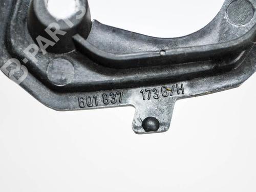 Used Front left interior door handle VW POLO (9N_, 9A_) 1.4 TDI (80 hp) 6490221