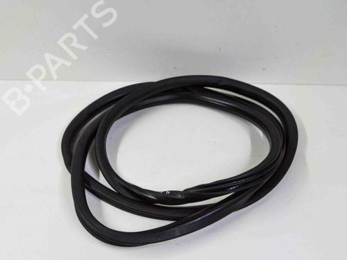 Used Rubber door seal PORSCHE CAYENNE (92A) 3.6 (300 hp) 14679983