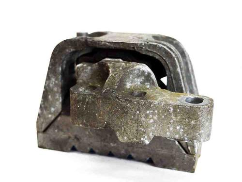 Used Engine mount VW PASSAT B6 Variant (3C5) 1.9 TDI (105 hp) 6488494