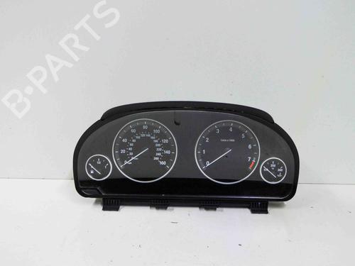 Used Instrument cluster BMW 5 (F10) 530 i (258 hp) 12099499