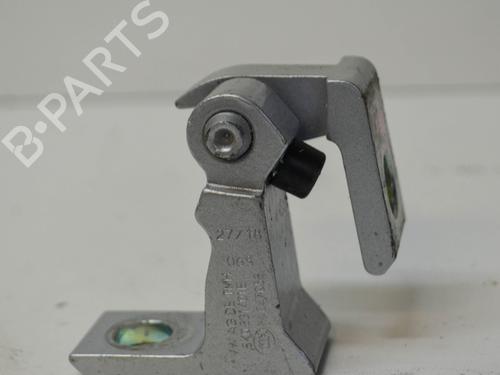 Used Hinge/Door check strap SKODA OCTAVIA III (5E3, NL3, NR3) 1.0 TSI (115 hp) 14675668