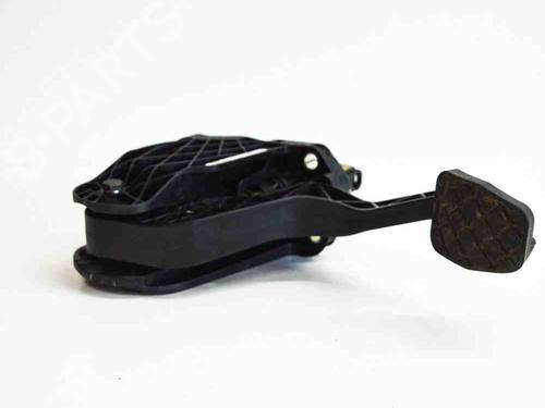 Used Clutch pedal VW PASSAT B7 Variant (365) 1.6 TDI (105 hp) 14683464