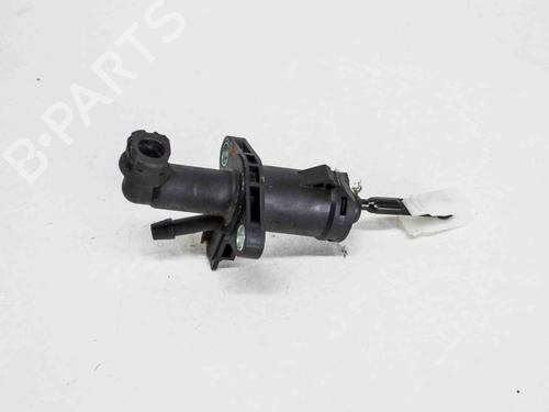 Used Clutch slave cylinder VW POLO IV (9N_, 9A_) 1.4 TDI (80 hp) 14685064