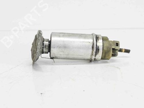 Used Fuel pump VW PASSAT B6 Variant (3C5) 1.9 TDI (105 hp) 8852594