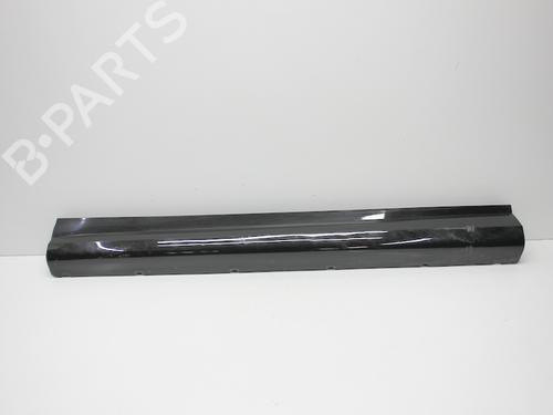 Faldon izquierdo LAND ROVER RANGE ROVER SPORT III (L461) P440e PHEV AWD (441 hp) 31761853