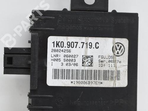 Control unit AUDI A3 Sportback (8PA) 2.0 TDI | BP6487458M11 