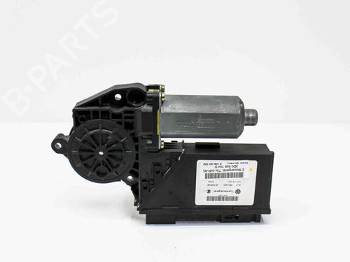 Portierruitmotor rechtsachter VW PHAETON (3D1, 3D2, 3D3, 3D4, 3D6, 3D7, 3D8, 3D9) 3.2 V6 (241 hp) 20984587