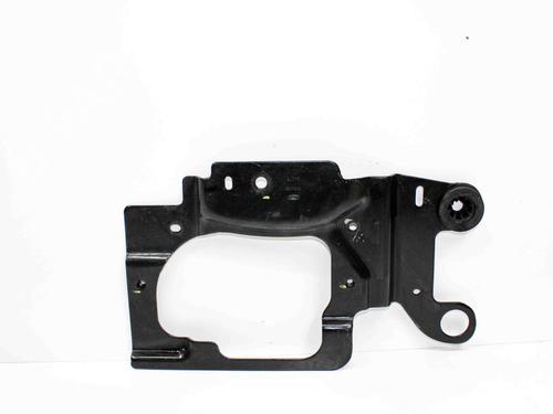 Używane Wspornik / Uchwyt FORD ECOSPORT 1.0 EcoBoost (140 hp) 19651729