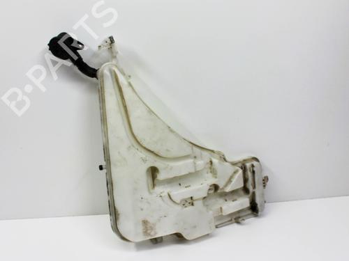 Used Windscreen washer tank BMW 4 Gran Coupe (F36) 428 i (245 hp) 18888136