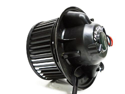 Heater blower motor AUDI Q3 (8UB, 8UG) 2.0 TDI quattro | BP6488696M62 
