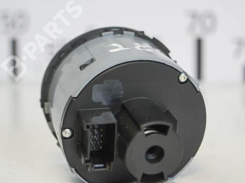 Headlight switch SKODA SUPERB II Estate (3T5) 1.6 TDI | BP6484733I24 