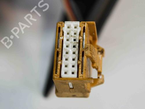 Used Left mirror AUDI A4 B7 Avant (8ED) 1.9 TDI (116 hp) 7915540