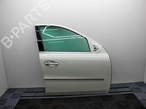 right-front-door-mercedes-benz-gl-class-x164-2006-2007-2008-2009-2010-2011-2012-28823220 main image