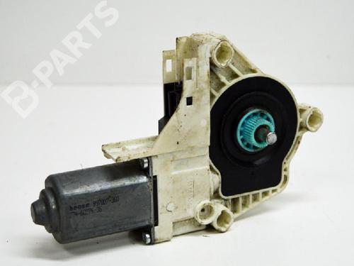 Used Right rear window motor AUDI A4 B8 (8K2) 1.8 TFSI (160 hp) 7913397