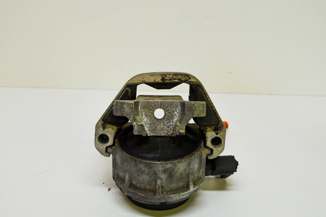 Engine mount AUDI A6 C7 (4G2, 4GC) 2.0 TFSI quattro 10529950 BParts