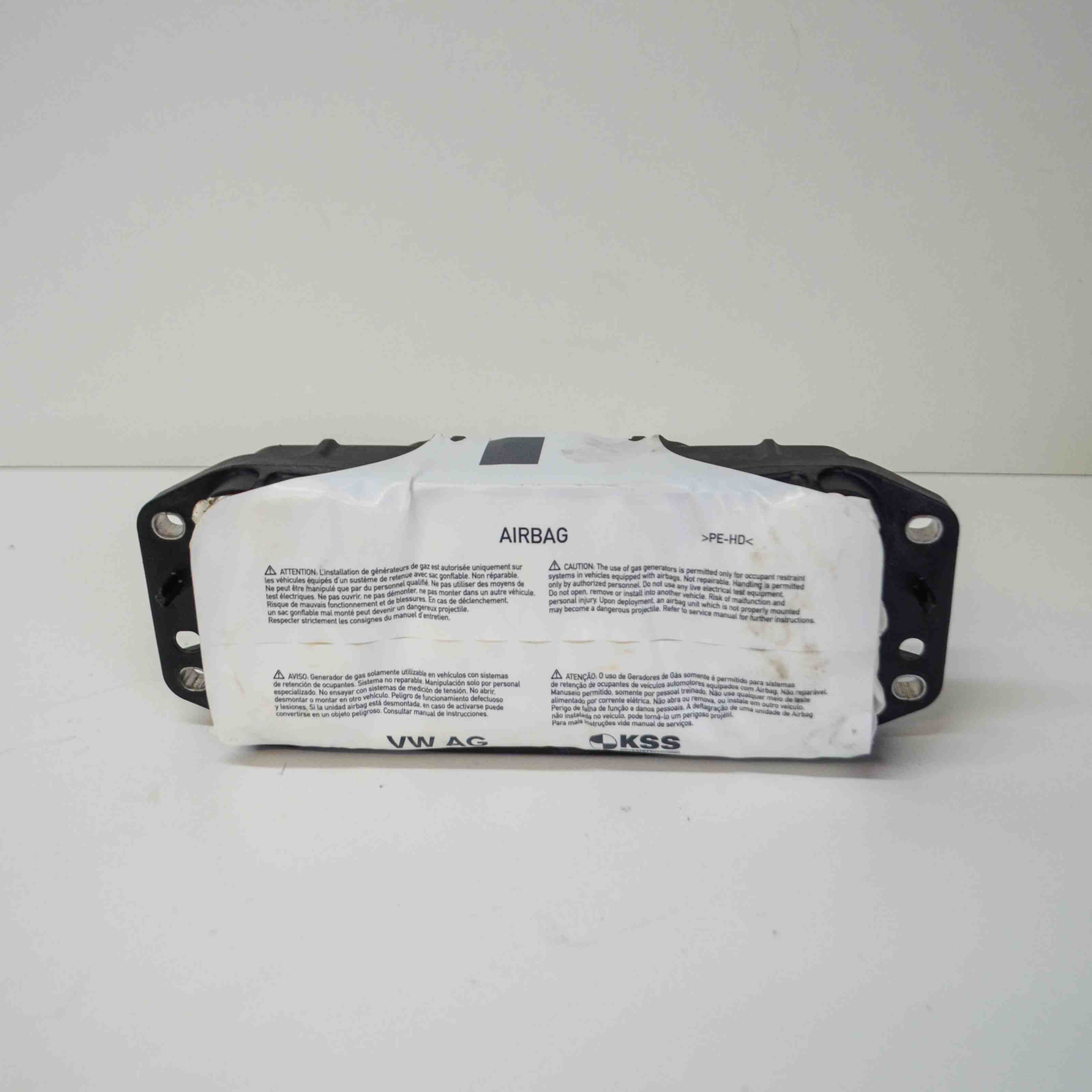 Passenger airbag VW JETTA VII Saloon (BU3, BU4) 1.4 TSI 28820174 | B-Parts