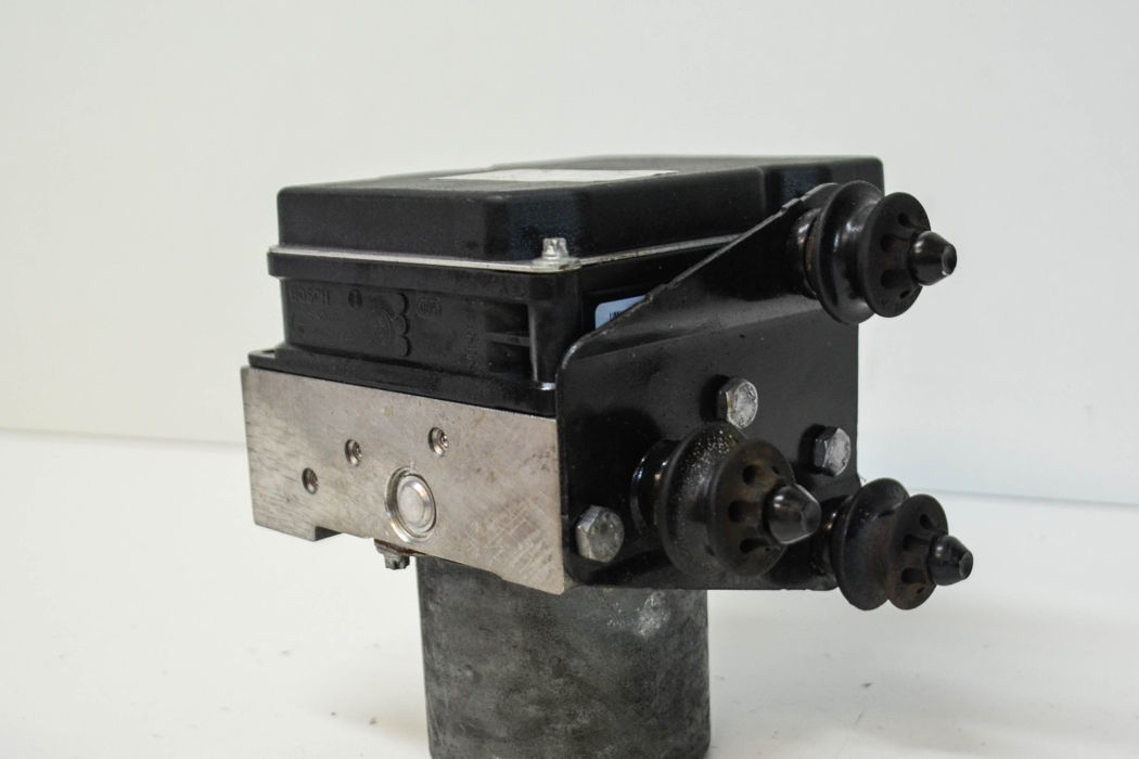 ABS pump AUDI A5 (8T3) S5 quattro 8850476 BParts