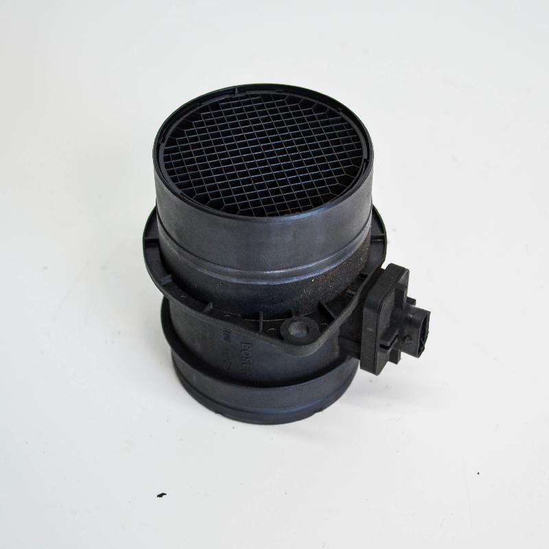Mass air flow sensor VW PASSAT B7 Variant (365) 2.0 TDI 6496542 BParts
