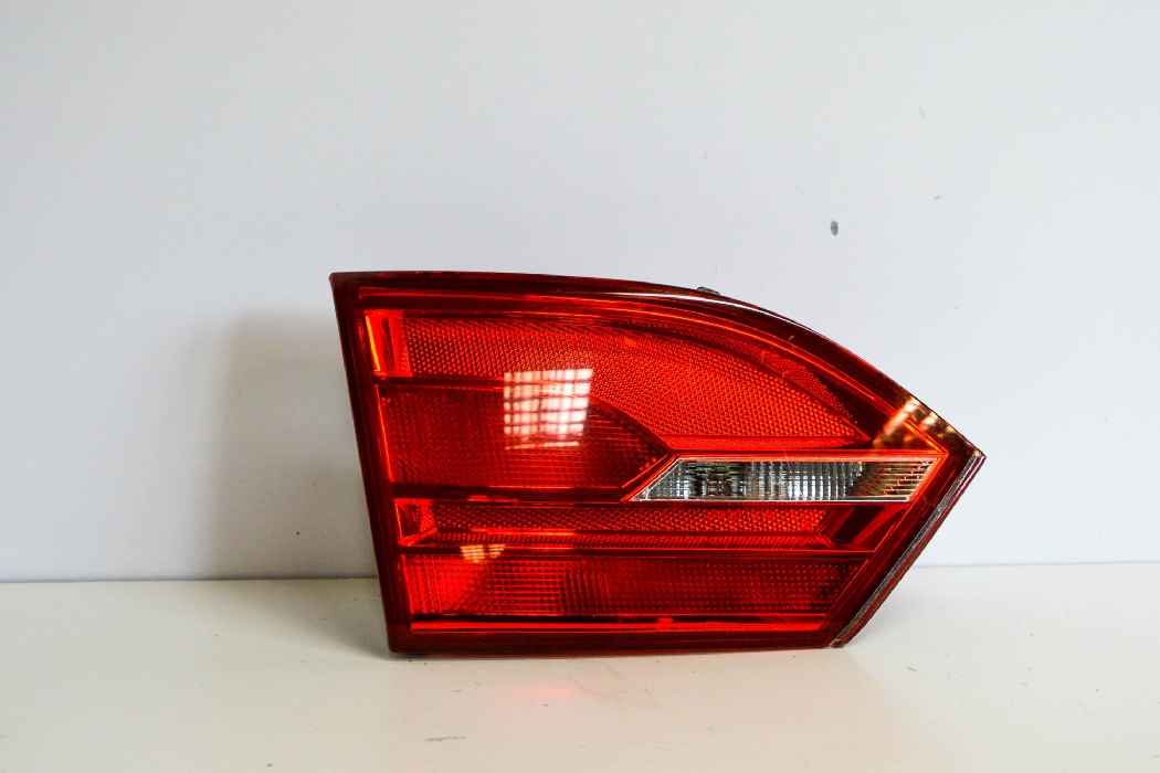 Third brake light VW JETTA IV (162, 163, AV3, AV2) 1.6 TDI 6531457 B