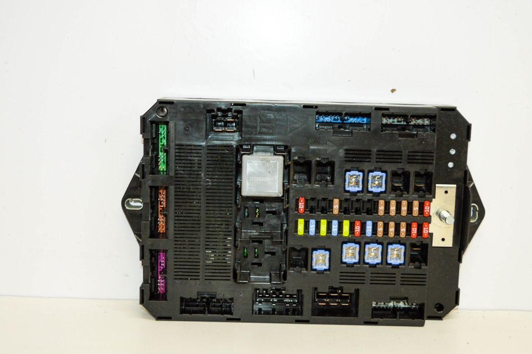 Fuse box JAGUAR XF I (X250) 3.0 D 7673590 BParts