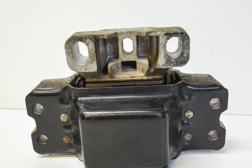 Engine mount AUDI A3 Sportback (8PA) 1.6 TDI 8850964 BParts