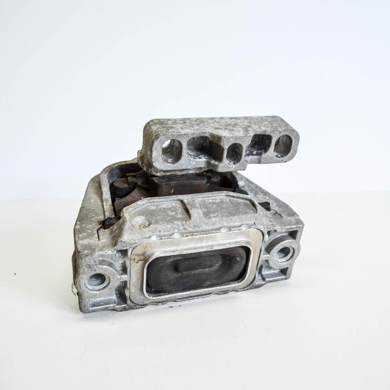 Engine mount VW GOLF V (1K1) 1.9 TDI 6493999 BParts