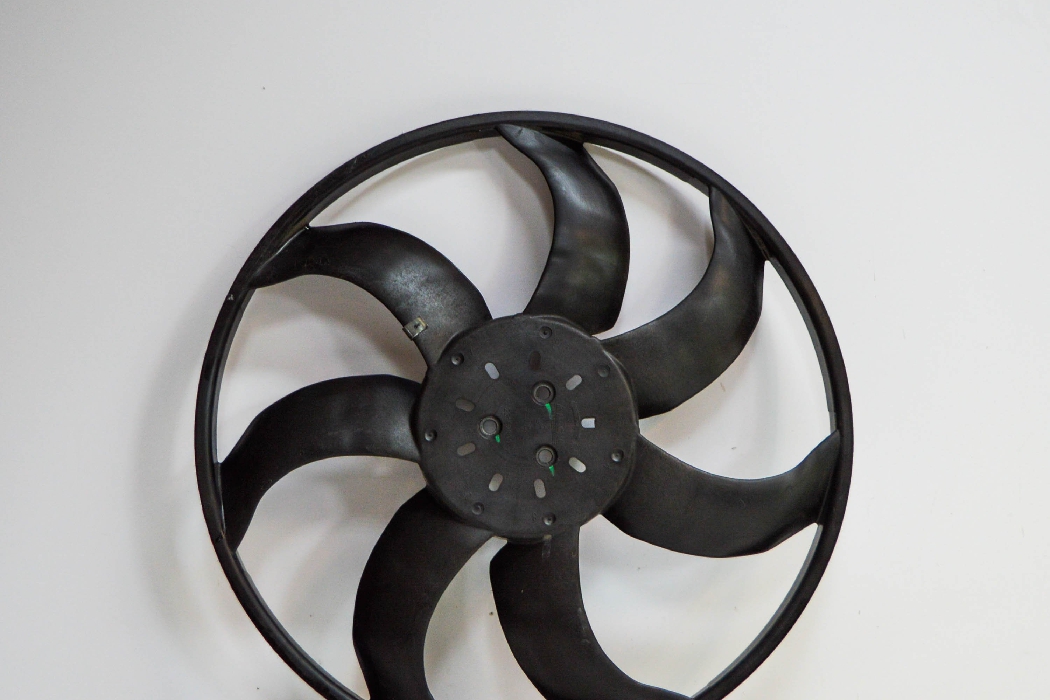 Radiator fan VW GOLF VII (5G1, BQ1, BE1, BE2) 1.0 TSI 7538976 | B 