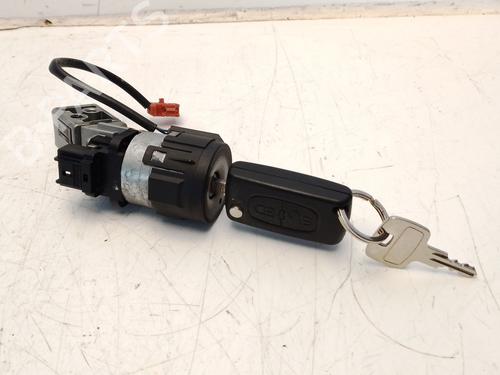 Used Ignition barrel Ignition barrel PEUGEOT 308 I (4A_, 4C_) 1.6 HDi (90 hp) 33628945 33628945