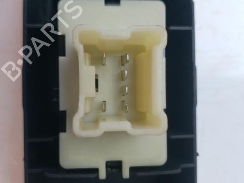 Right front window switch RENAULT CLIO IV (BH_) 0.9 TCe 90 (BHNF, BHMA, BHMH, BHJK, BHJR) | BP20697974I26 