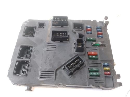 Used Fuse box Fuse box 26611784 26611784