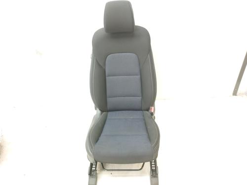 Used Right front seat Right front seat 17823624 17823624