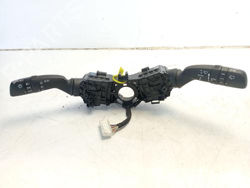 Comutador TOYOTA YARIS (_P13_) [2010-2020]  30619770