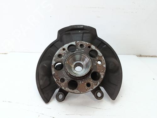 Used Right front steering knuckle Right front steering knuckle MERCEDES-BENZ A-CLASS (W168) A 170 CDI (168.009, 168.109) (95 hp) 33887717 33887717