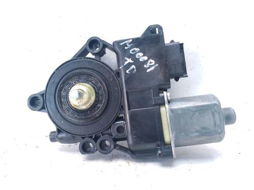 Right rear window motor HYUNDAI i30 Estate (FD)  | BP19132786E22 