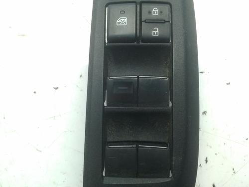 Left front window switch TOYOTA YARIS CROSS (MXP_) 1.5 (MXPB10) | BP33173433I27 - Image 2