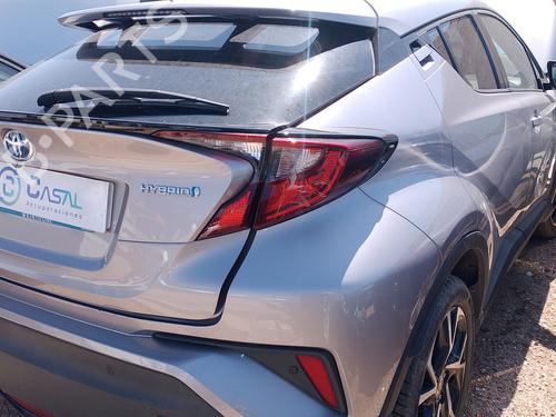 Brugte TOYOTA C-HR (_X1_) 1.8 Hybrid (ZYX10_, ZYX11_) (98 hp) 4338494