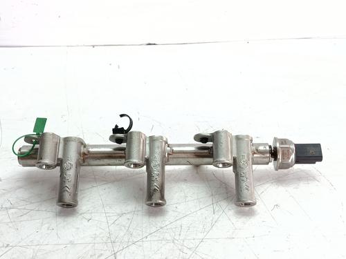 Used Injection rail Injection rail PEUGEOT 2008 I (CU_) 1.2 THP 110 / PureTech 110 (110 hp) 34053610 34053610
