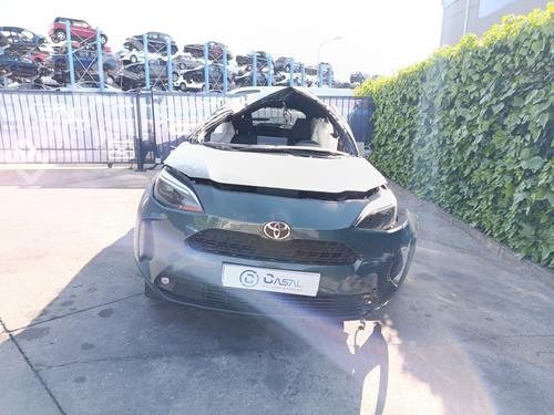 Used Parts TOYOTA YARIS CROSS (MXP_)  1.5 Hybrid All-wheel Drive (MXPJ15)  4643306
