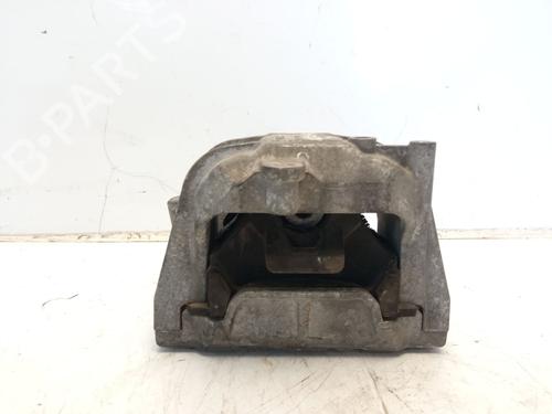 Used Engine mount Engine mount SKODA OCTAVIA II Combi (1Z5) [2004-2013] 33403856 33403856