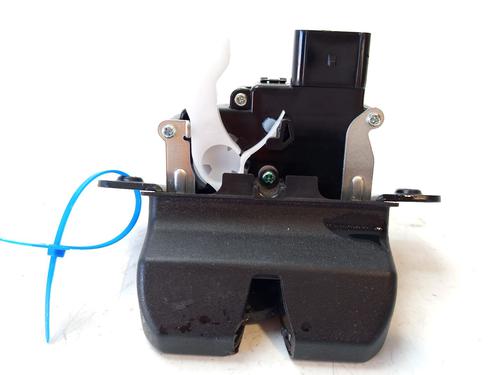 Używane Zamek klapy tylnej / bagażnika KIA SPORTAGE IV (QL, QLE) 1.6 GDI (132 hp) 30755149